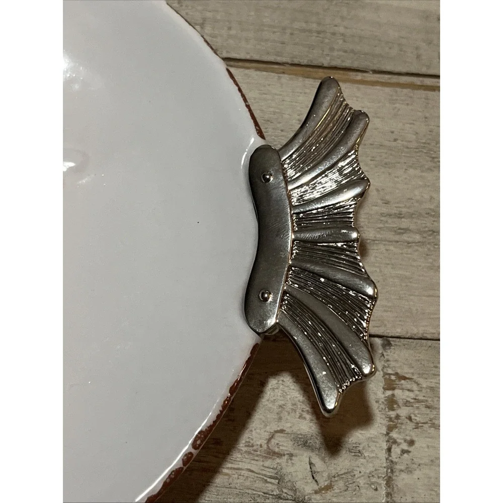 Sanibel By Mud Pie‎ Fish Plate, White Glazed Terracotta Plate W/Silver